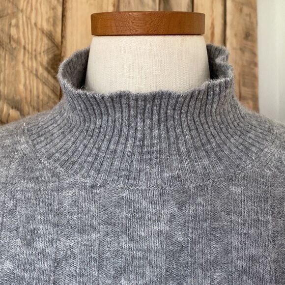 J. Crew Merino Wool Alpaca‎ Cable Knit Mock Neck Sweater In Super Soft Yarn - Picture 3 of 11
